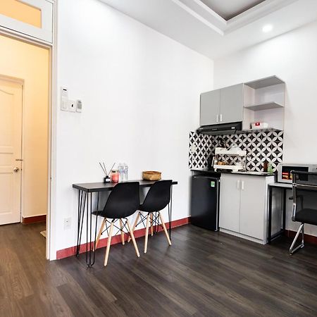 Friday Saigon Centre Homestay ホーチミン市 部屋 写真